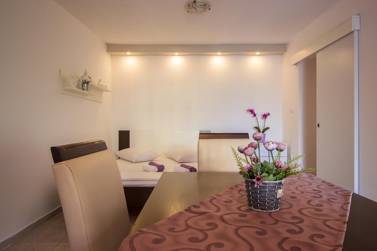Apartments Hajdi Дуче Экстерьер фото