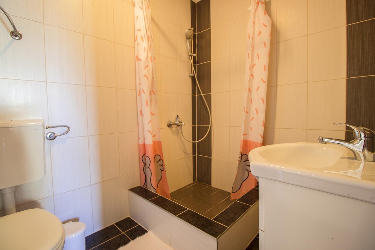 Apartments Hajdi Дуче Экстерьер фото